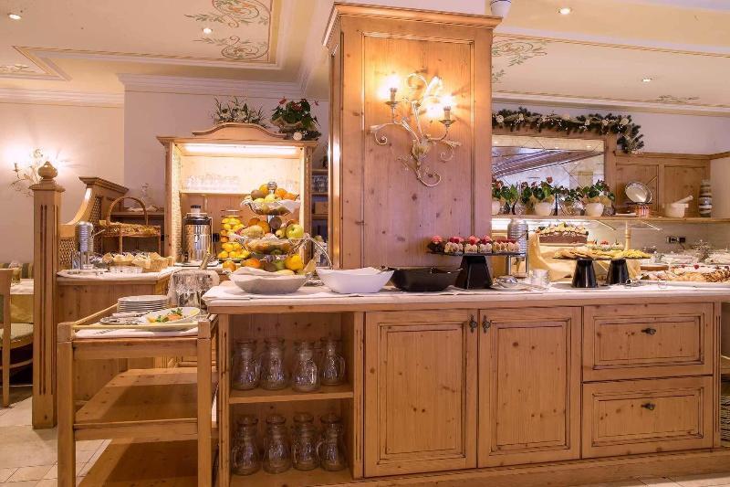 Beverly Alps Hotel & Spa Пінцоло Екстер'єр фото