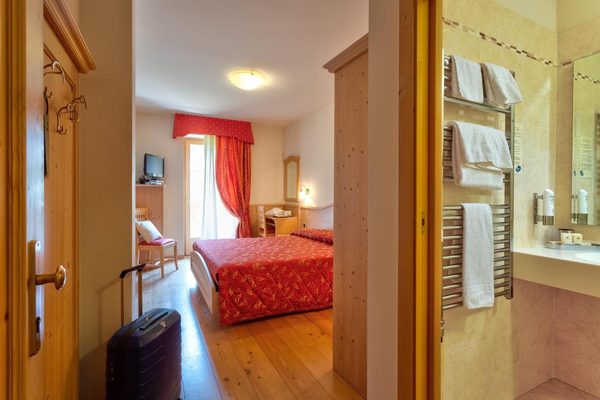 Beverly Alps Hotel & Spa Пінцоло Номер фото