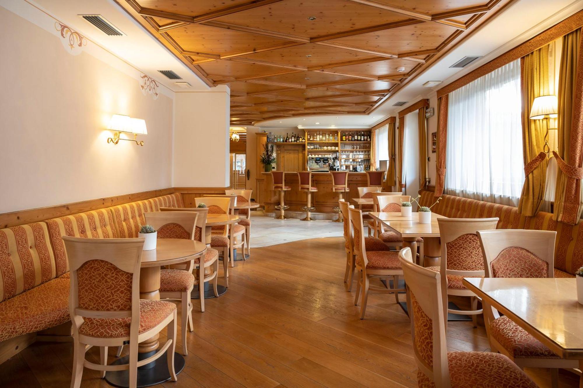 Beverly Alps Hotel & Spa Пінцоло Екстер'єр фото
