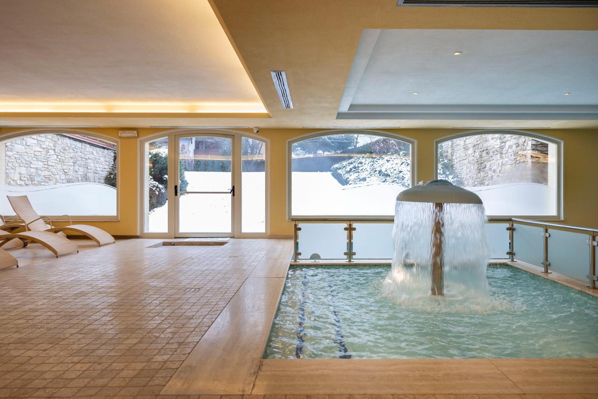 Beverly Alps Hotel & Spa Пінцоло Екстер'єр фото