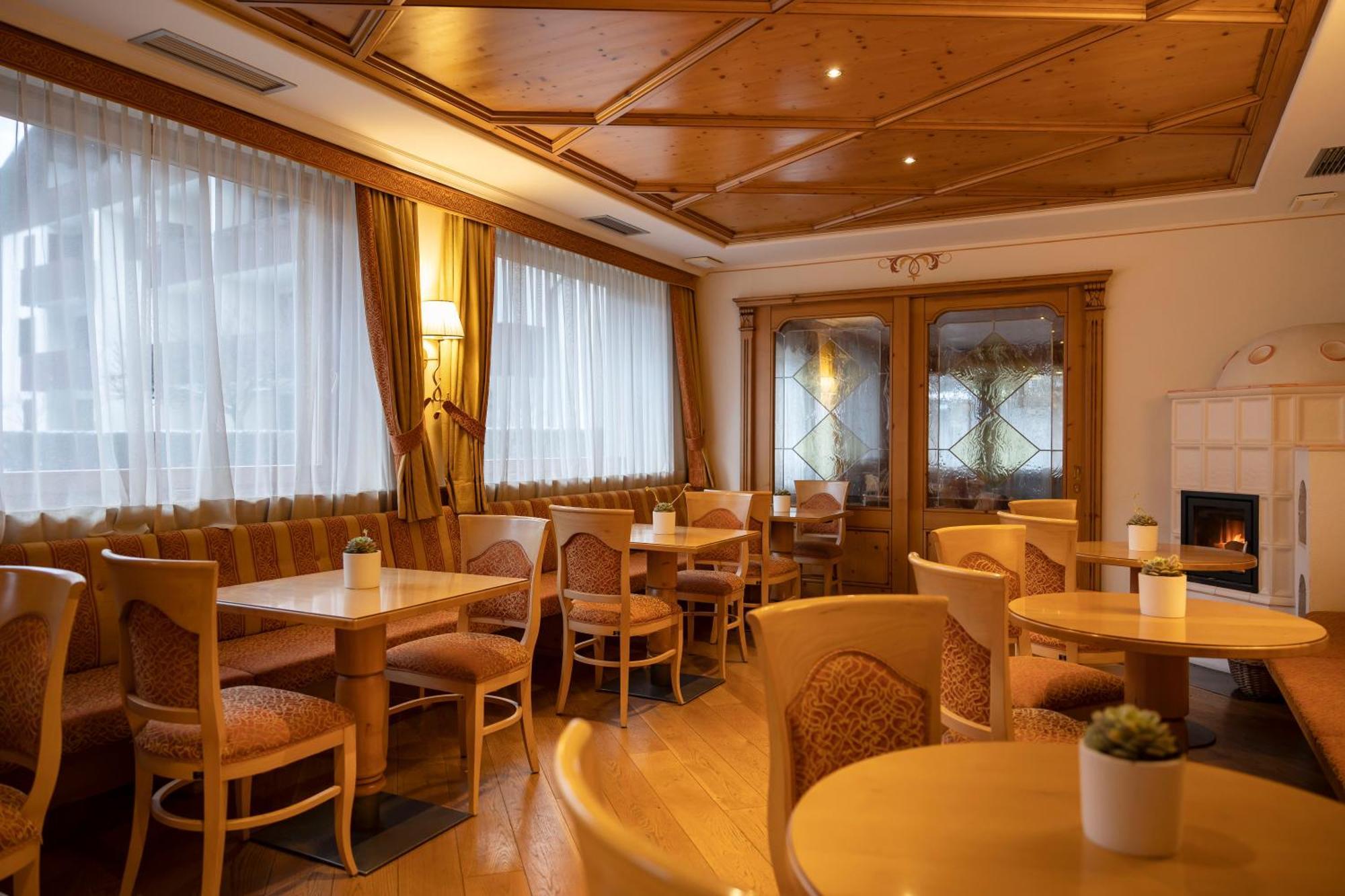Beverly Alps Hotel & Spa Пінцоло Екстер'єр фото