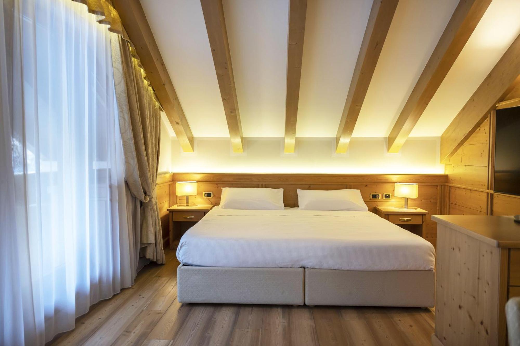 Beverly Alps Hotel & Spa Пінцоло Номер фото