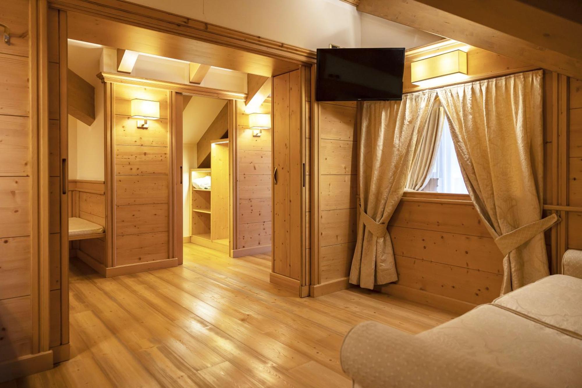 Beverly Alps Hotel & Spa Пінцоло Номер фото